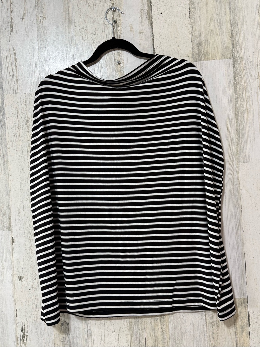 Milk Snob Black & White Striped NO Sleeve Top Nursing Car Seat Cover Up